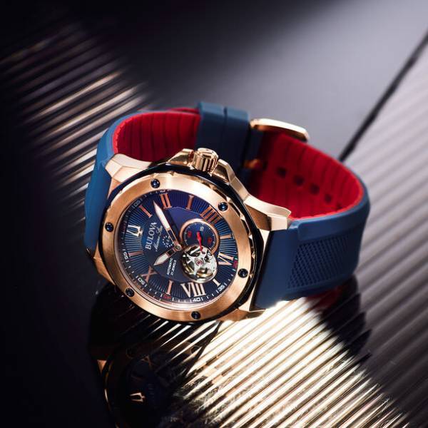 アメリカ時計ブランド「ブローバ 2023 ウィンターキャンペーン」2024年1月8日(月・祝)まで開催　ブローバ オリジナルセルベットをプレゼント