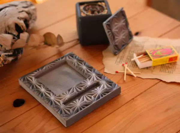 愛媛県の伝統工芸「菊間瓦」が使用された、お部屋で使える焚火台「燈瓦(とうが)」が12/22に「Makuake」にて先行販売を開始