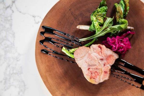 北海道・ニセコの大自然の中に佇むプライベートラグジュアリーヴィラホテル「アンダル コレクション ニセコ」開業一周年記念ディナーを2024年2月に2日間限定で開催