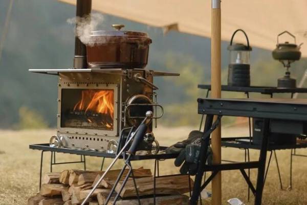 革新的燃焼システム搭載『星幕』薪ストーブ、12月25日Makuakeで販売開始