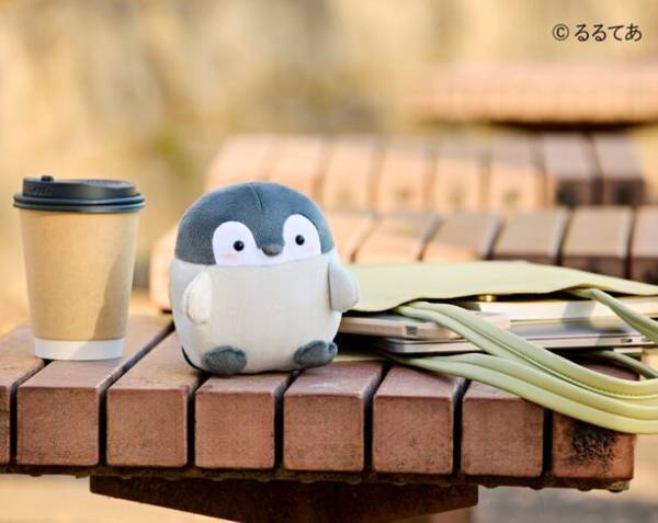 コウペンちゃんの温かくなるぬいぐるみが登場！手のひらサイズで持ち運び簡単。「寒いのにえらい！」