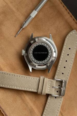 ダイバーズウォッチの「1956 Marine 」に新商品が登場！3色展開のクォーツ式モデルが2月1日発売