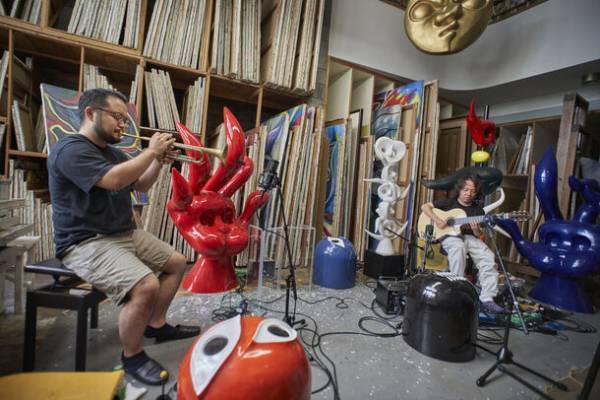 ジャズシーンの先端を走る注目の精鋭、佐瀬悠輔＆小金丸慧が即興で描いた組曲『Nomade』を2024年3月7日に発売