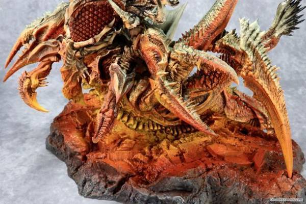 『ガメラ2 レギオン襲来』より、ススキガレージ(峠野ススキ)氏の造形する巨大レギオンが、CCPJAPAN直販サイトにて登場！