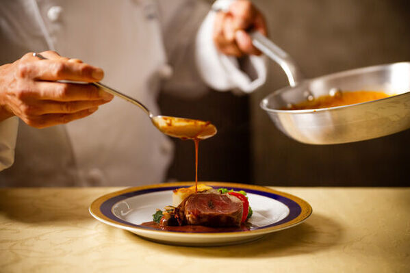 Live Entertainment Show ～You＆I～　開催決定！最高の時間を至高のコース料理と共に