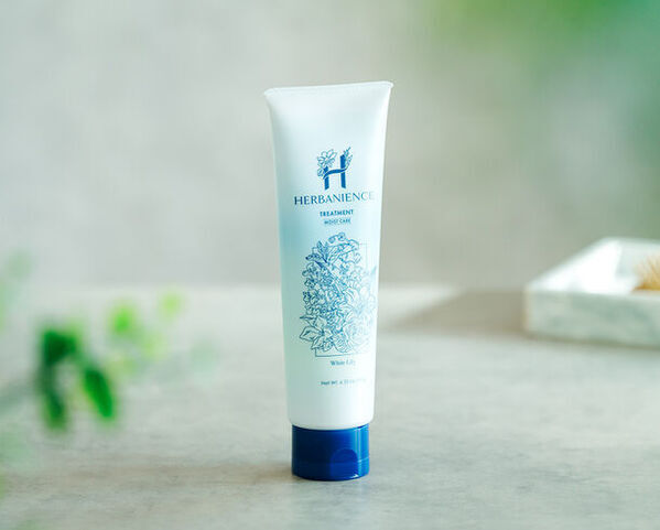 乾燥ピーク到来！パサつき髪は5歳老けて見える！冬の乾燥シーズンに重要なヘアケア方法とは？