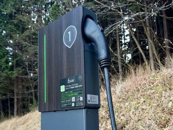 日光観光へEVカードライブの拠点に！オープン一周年のグランピングリゾート「ブリリアントヴィレッジ日光」がEV充電器を設置し運用開始！
