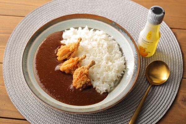 究極の冷凍カレー「TOKYO FROZEN CURRY」登場！通算2万食を食べ尽くした冷凍食品マイスター「タケムラダイ」がプロデュース！どんなトッピングにでも合う冷凍カレーです！