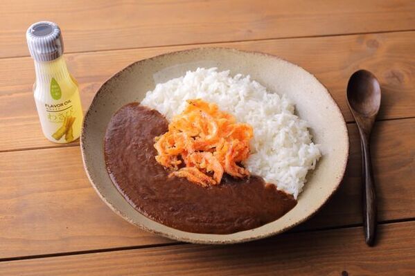 究極の冷凍カレー「TOKYO FROZEN CURRY」登場！通算2万食を食べ尽くした冷凍食品マイスター「タケムラダイ」がプロデュース！どんなトッピングにでも合う冷凍カレーです！