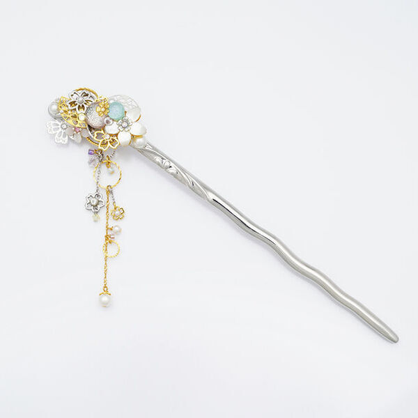 ピアスのようなイヤリング「ぴあり」を製作するジュエリー京都　「源氏物語」シリーズの新作かんざし「藤壺の宮」を2月9日(金)に数量限定発売！