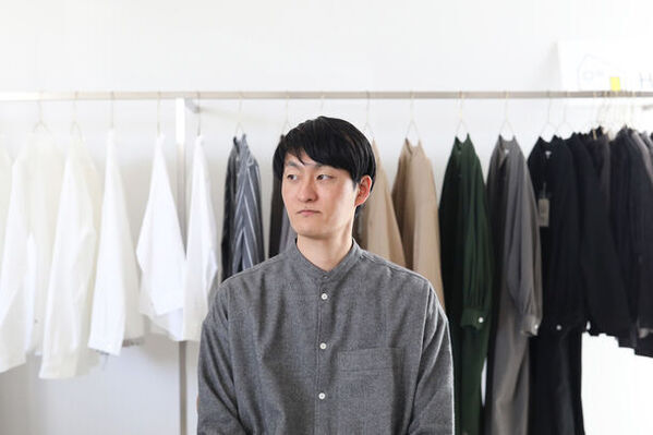 創業10周年を迎える遠州織物の産地発ブランド「HUIS(ハウス)」が初の書籍を全国書店で3/4(月)発売