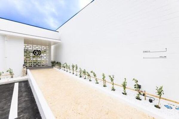 どんな災害にも動じない！日本初の“空気から水を作り出す”ゼロエネルギーリゾート「CLASS THE FIRST -クラス・ザ・ファースト-」が宮古島に誕生！