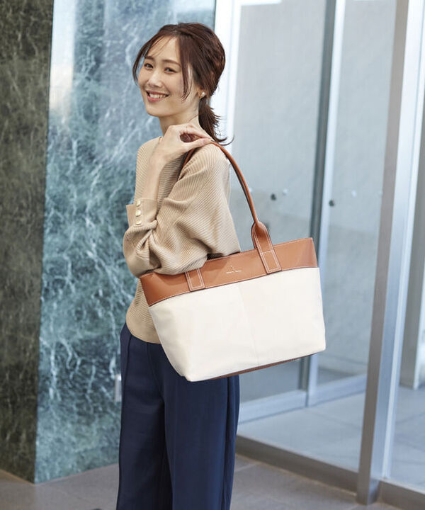 Samantha Thavasa×d fashion 初コラボレーションアイテム！おしゃれも！機能も！全部叶う　大人の欲張りバッグ　2月15日販売開始