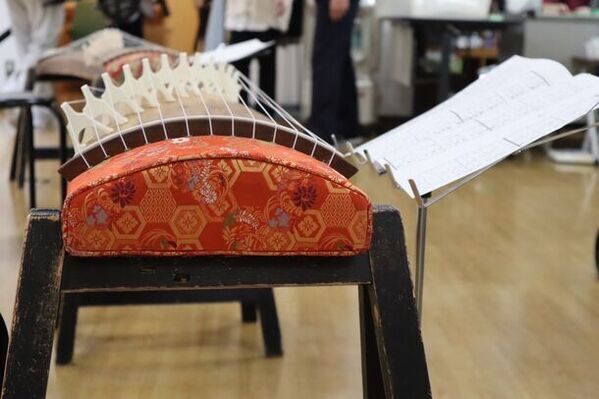 京都伏見桃山町『MOMOテラス』で「MOMOも桃の節句」を3/2初開催　おひなさま なりきり写真館や和菓子「引千切(ひちぎり)」先着プレゼント　京都橘大学から茶道体験会と箏の演奏会も