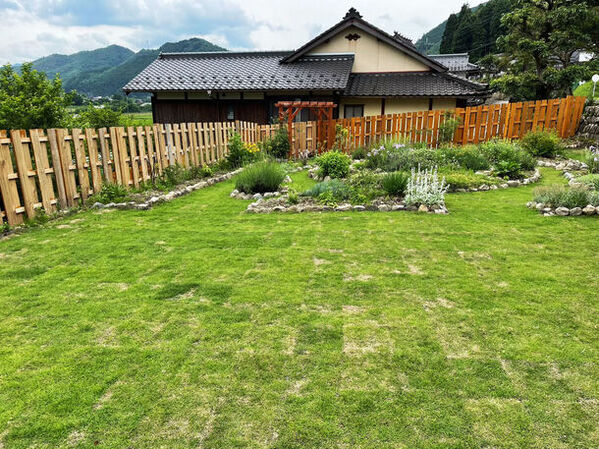 京都美山エリア初のドッグランがオープン！“ドッグラン・ドッグカフェ併設の一棟貸し古民家宿”誕生