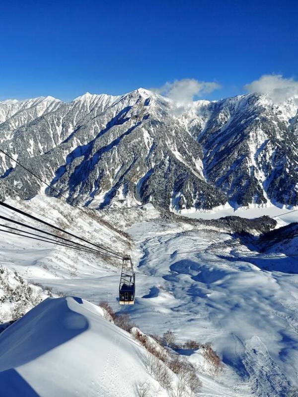 富山県と長野県を結ぶ「立山黒部アルペンルート」、「2024 立山黒部・雪の大谷フェスティバル」を2024年4月15日(月)から開催！