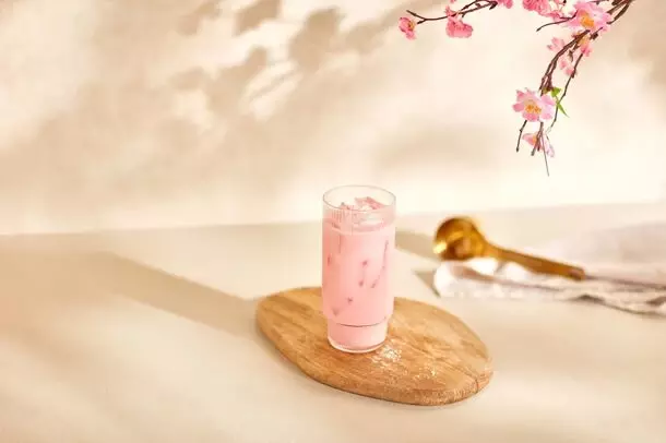 マイプロテインから、2024年も桜の季節の限定商品が登場！『さくら白桃ミルクティーフレーバー』Impactホエイプロテインとさくら柄のシェイカー&amp;ブランド初のタンブラーも　～2月15日より数量限定で発売～