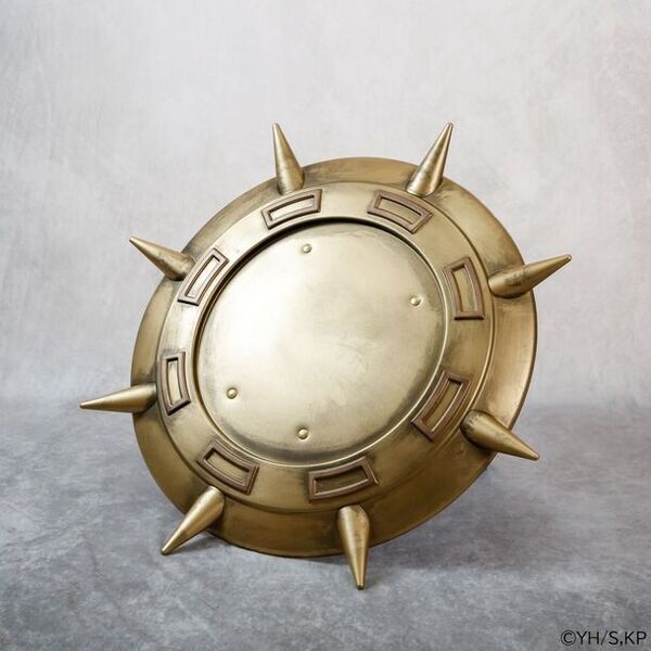 今までにない商品をラインナップする通販ショップ『キャラクターベースおきた』より人気作品「キングダム」の迫力あるサイズの武器フィギュア第2弾が登場。