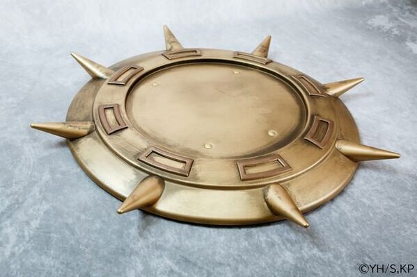 今までにない商品をラインナップする通販ショップ『キャラクターベースおきた』より人気作品「キングダム」の迫力あるサイズの武器フィギュア第2弾が登場。