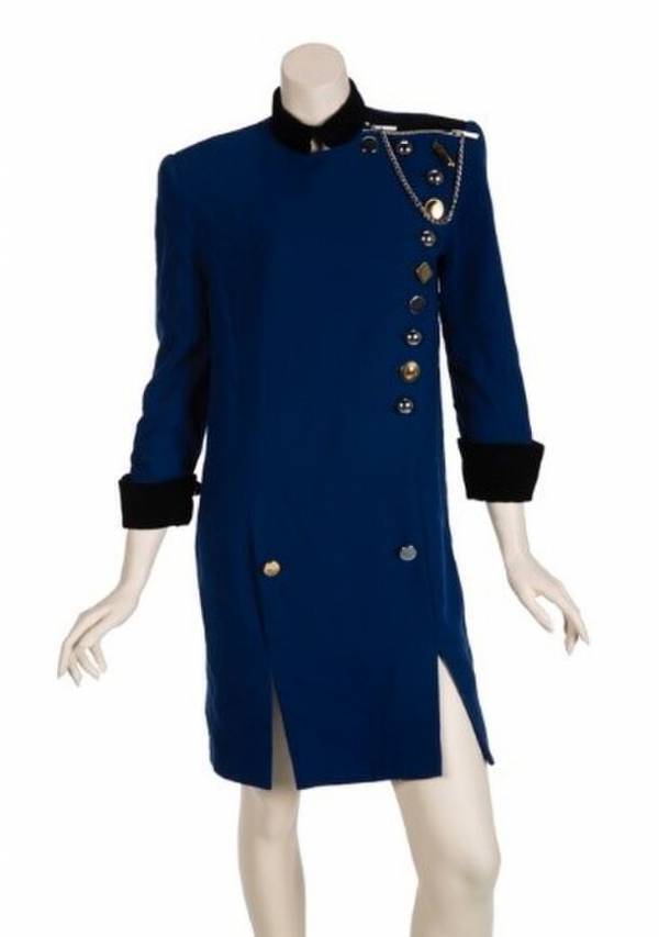 テイラー・スウィフト、マドンナ、フレディ・マーキュリー、ビートルズ、マイケル・ジャクソンなどのアイテムがジュリアンズオークションで一挙出品！日本からもオンラインで参加可能！