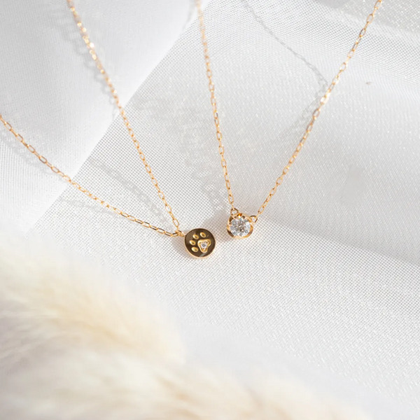 オレフィーチェ 猫の日に特設チャリティーサイトを公開　動物好きにはたまらない「肉球ジュエリーBOX」の発売も