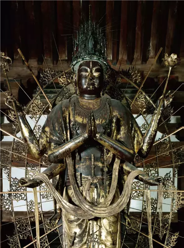 近畿文化会では、今年も有名な文化財を訪ねて著名な講師による講演と現地見学を行う「入門臨地講座」を開催します。