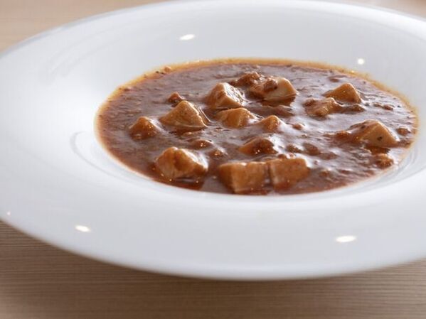 スーパーホテルが環境と健康に配慮した「大豆ミート100％四川風麻婆豆腐」を3月1日(金)より朝食ビュッフェにて提供開始