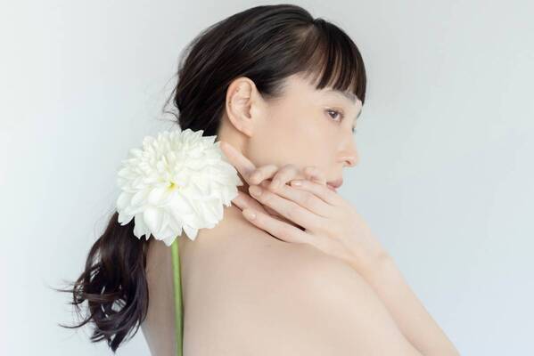 笹川美和デビュー20周年を記念した特別なプラネタリウムライブ『笹川美和 20th Anniversary LIVE in the DARK』