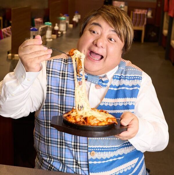 “スカイビルは食の宝石箱や～”彦摩呂も舌鼓！スカイビル春グルメキャンペーン　彦摩呂が“スカイビルグルメ”をナビゲート＆最大10,000円のヨコハマスカイお食事・お買物クーポンが当たる「デジタルスクラッチ」を開催！