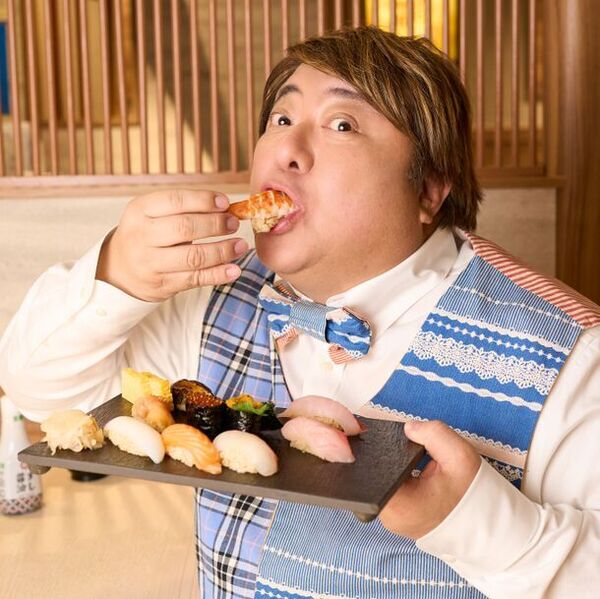 “スカイビルは食の宝石箱や～”彦摩呂も舌鼓！スカイビル春グルメキャンペーン　彦摩呂が“スカイビルグルメ”をナビゲート＆最大10,000円のヨコハマスカイお食事・お買物クーポンが当たる「デジタルスクラッチ」を開催！