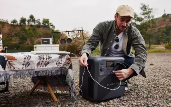 BLUETTIが製氷・冷蔵・冷凍 3機能を備えた「SwapSolar」をクラウドファンディングIndiegogoにて販売開始！～アウトドア体験の向上へ～