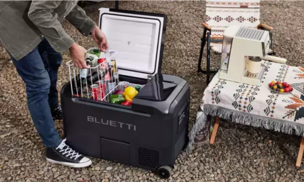 BLUETTIが製氷・冷蔵・冷凍 3機能を備えた「SwapSolar」をクラウドファンディングIndiegogoにて販売開始！～アウトドア体験の向上へ～