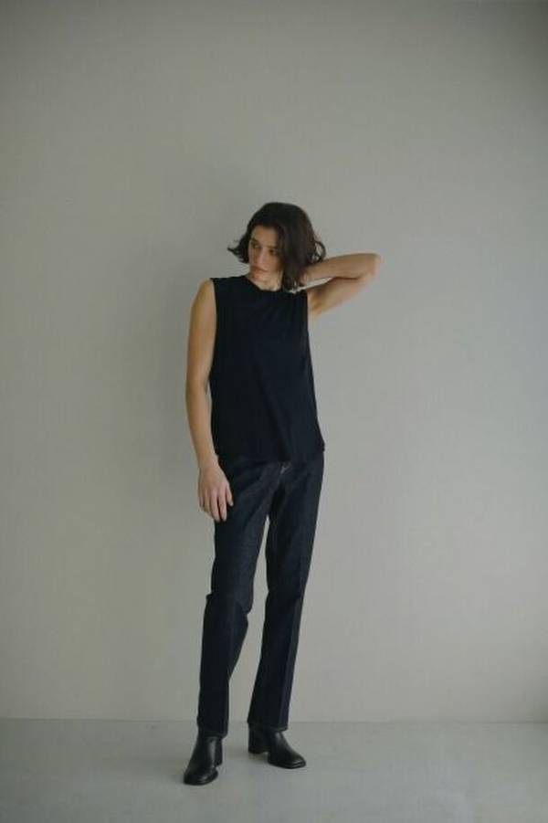 デニムブランドYANUKとライフスタイルブランドETRE TOKYOの初コラボレーションデニムが登場！3月21日より店頭・オンラインストアにて発売開始