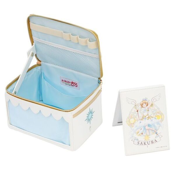 推し活雑貨ブランド「OZaKKa(オザッカ)」より「推し活・キャリーメイクボックス　カードキャプターさくらモデル」発売！