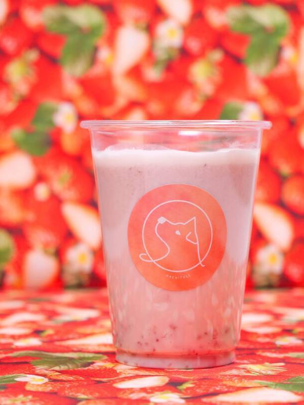 苺が旬の春が来た！「とろあまいちごみるくシェイク」をはじめ秋田産の苺を使用したドリンクメニューが渋谷で限定発売！