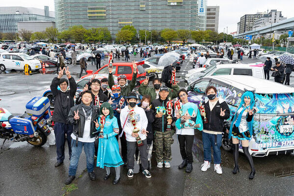 全国の痛車1000台とコスプレイヤーが東京に集結　魅力たっぷりのステージコンテンツも！「Yupiteru presents お台場痛車天国2024」が開催