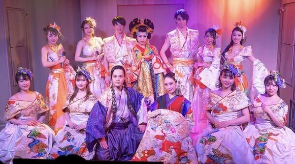 インバウンドに人気の和風ダンスショーシアター「浅草香和」　桜祭り開催