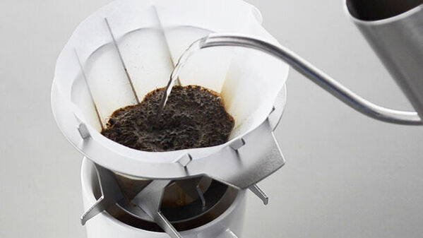 台形フィルター専用・オールステンレス製コーヒードリッパー　Makuakeプロジェクトの開始初日に目標金額を達成