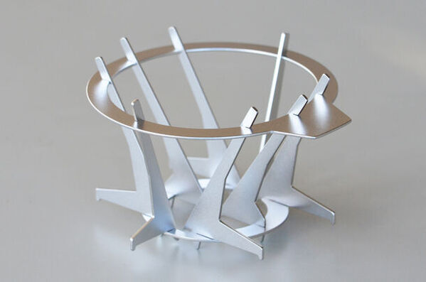 台形フィルター専用・オールステンレス製コーヒードリッパー　Makuakeプロジェクトの開始初日に目標金額を達成