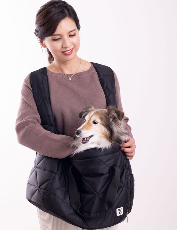 ペットとの避難にも！ママ・ベビー用品メーカーが作る防災にも役立つマルチユースペット抱っこ紐が2024年4月再入荷！
