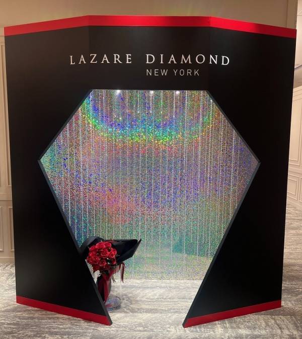 銀座本店オープニングレセプションにセレブリティが多数来店　3月31日(日)までフェア開催中　