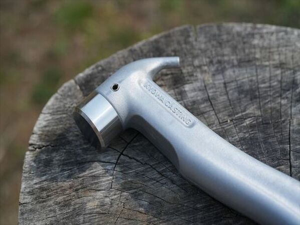 アルミ鋳造メーカーが開発したキャンプ用ペグハンマー「アルカナ」をMakuakeにて3月14日より先行販売開始！