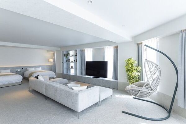 ロイヤルチェスター長崎ホテル＆リトリート　リブランドオープン1周年記念　特別ディナー＆ローラン・ペリエ ラ キュヴェ(ハーフボトル)付宿泊プラン販売