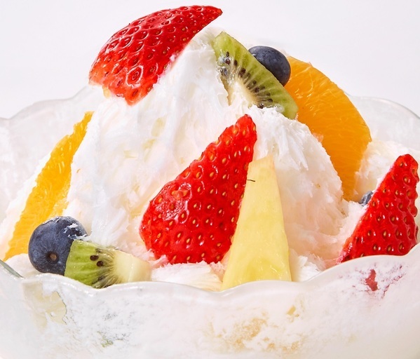 フルーツ＆スイーツカフェ「フルフルール 近鉄奈良店」が3 月20 日(水・祝)リニューアルオープン！