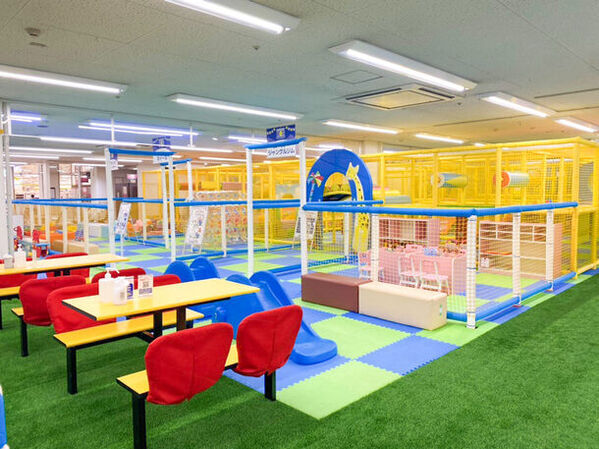 室内遊び場『キッズランドUS 南宮崎店』が3月23日(土)リニューアルオープン！キャンプコーナーやセルフ写真館等ユニークな新コーナーが登場