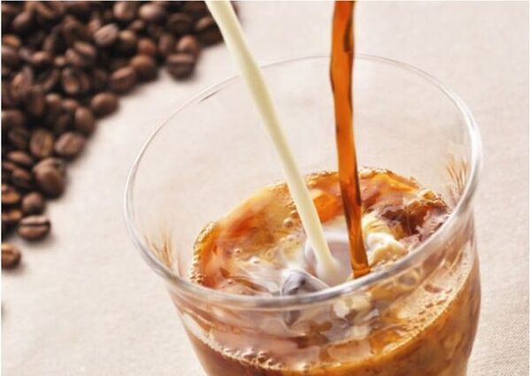 2024年は植物性ミルクが盛り上がる？アーモンドミルクはビタミンEのチカラに再注目！アーモンドミルク市場は販売額155億円・販売量は3.0万klに　さらに身近になったアーモンドミルクの健康・美容価値を解説