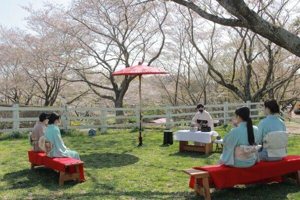 成田ゆめ牧場にてライブ・茶道・親子運動会・阿波おどりなど楽しみ方いっぱいの総合イベントを4月7日に開催　『春のゴキゲンズわくわくデー』～高橋愛さん率いる“GOKI-GENs”の牧場パフォーマンスも！～