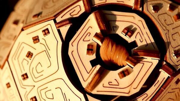 電池不要の木製組み立てキット(恐竜・亀・クモ)がMakuakeにて3月26日より先行販売開始！生き物の特徴を掴んだリアルな動き