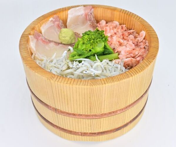 旬のいちごや桜・抹茶スイーツなど“春を彩るときめきスイーツ”が季節限定で「道の駅くるくる なると」(徳島)に登場！