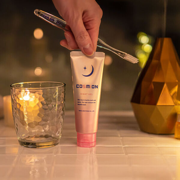 自分を磨く新習慣！朝・夜使い分ける歯みがき粉「COSMiON-コスミオン-」4月3日から大阪にて特設コーナーを展開！